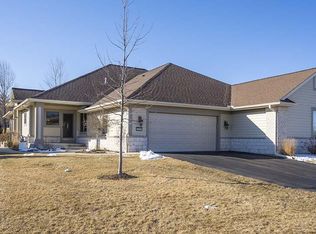 3115 W Villa Dr, Franklin, WI 53132