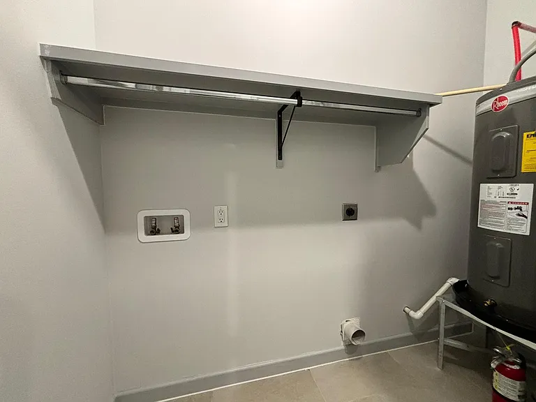 921 Jay Ave — Photo 6