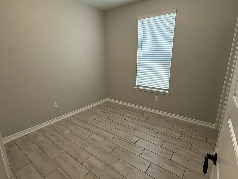 15223 Liberty Sta — Photo 10