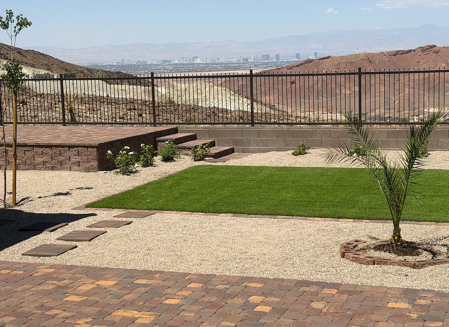 Fully Furnished 3 Bedroom Henderson Home with Full Vegas Strip and Lake Las Vegas Views — Photo 3