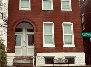 2127 Chippewa St, Saint Louis, MO