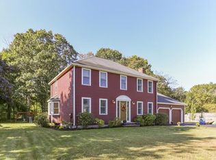 27 Ephraim Dr, Mansfield, MA 02048