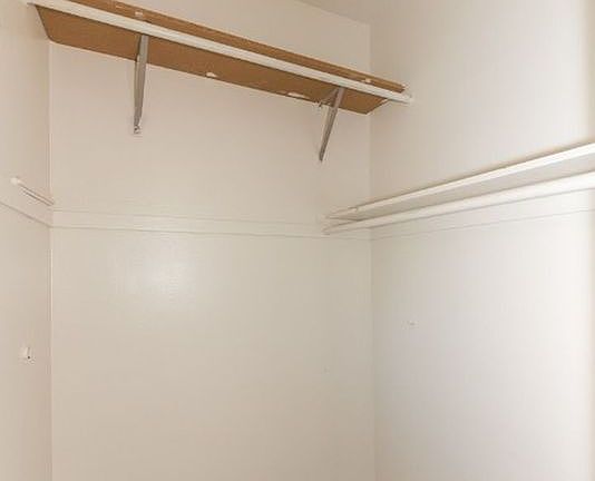 5th image of 837 W Cornelia Ave #839-1S