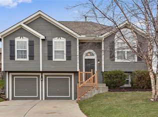 9316 NE 116th Ter, Kansas City, MO 64157
