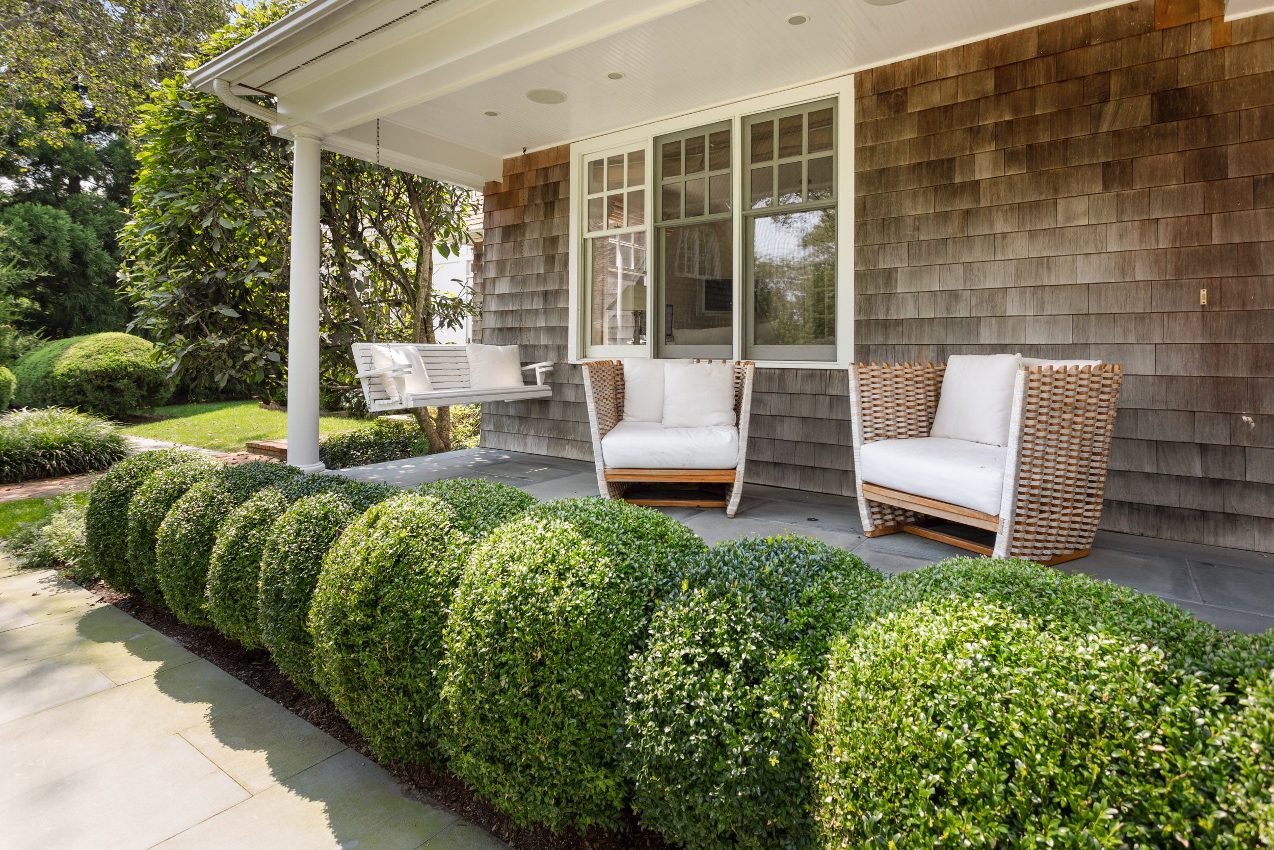 52 Old Barn Ln, Sagaponack, NY 11962 Out East