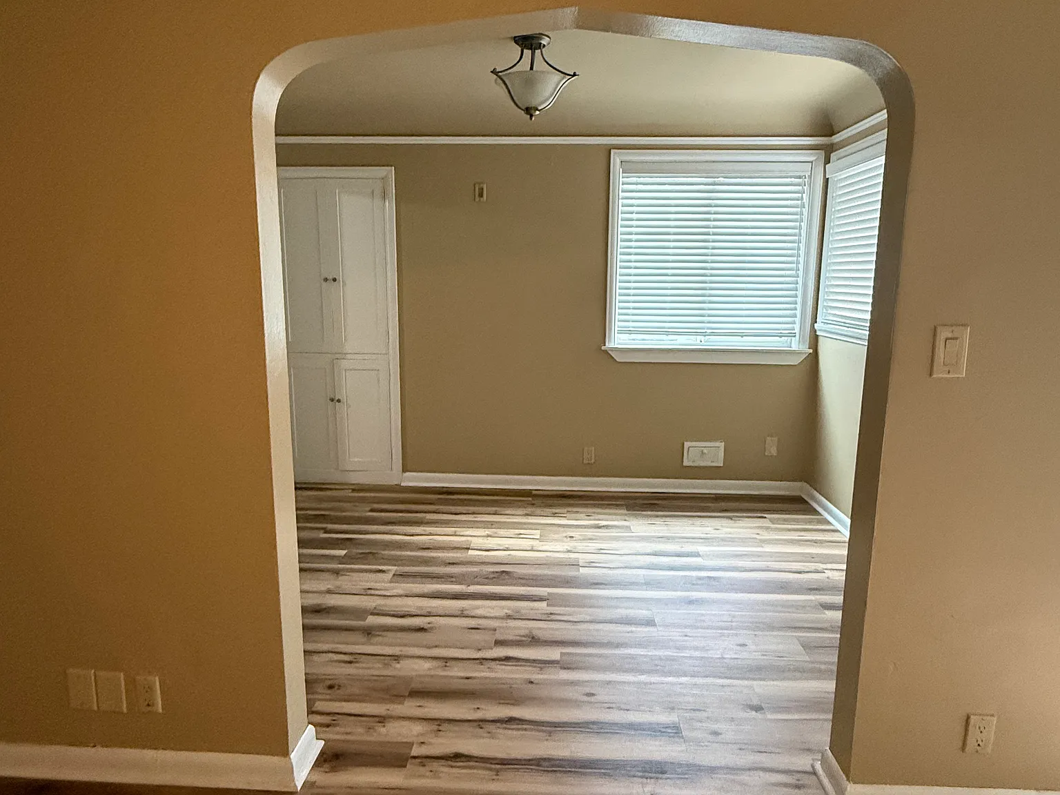 820 34th Ave — Photo 3