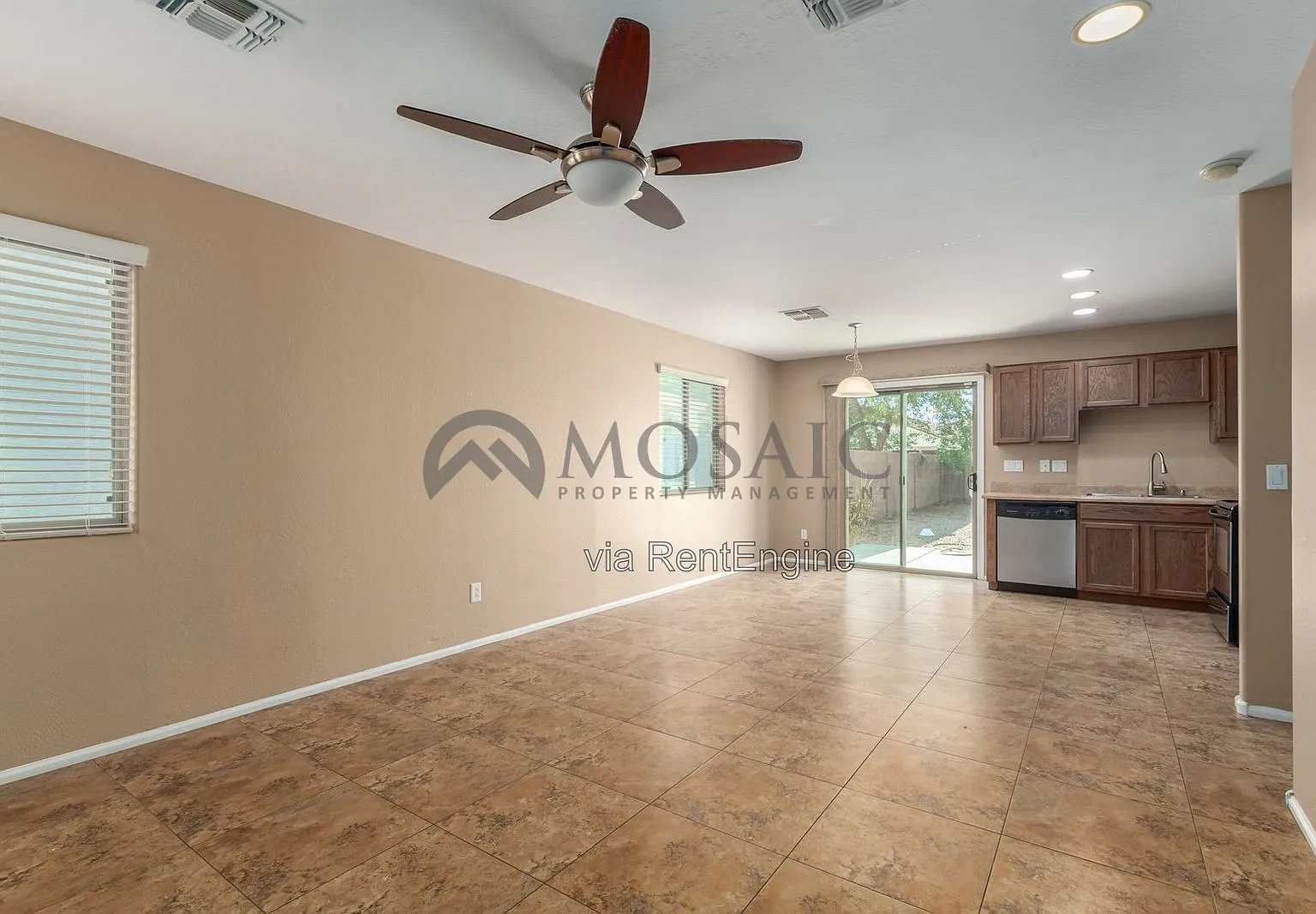 3 bed, 2.0 bath, 1065 sqft, $1,599 — Photo 3