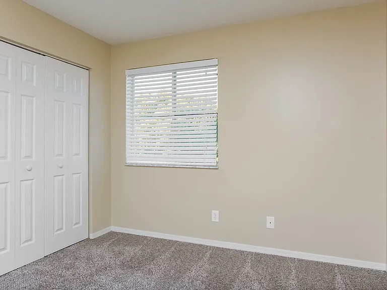 2314 SW 135th Ave — Photo 12