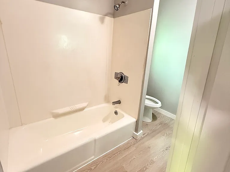 144 Clark St — Photo 7