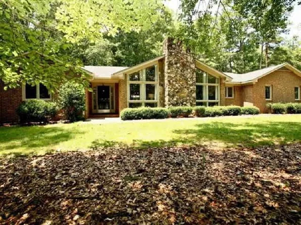 1908 1st St, Lanett, AL 36863