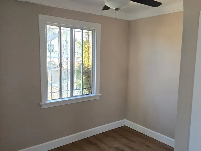 2740 Cudahy St — Photo 4