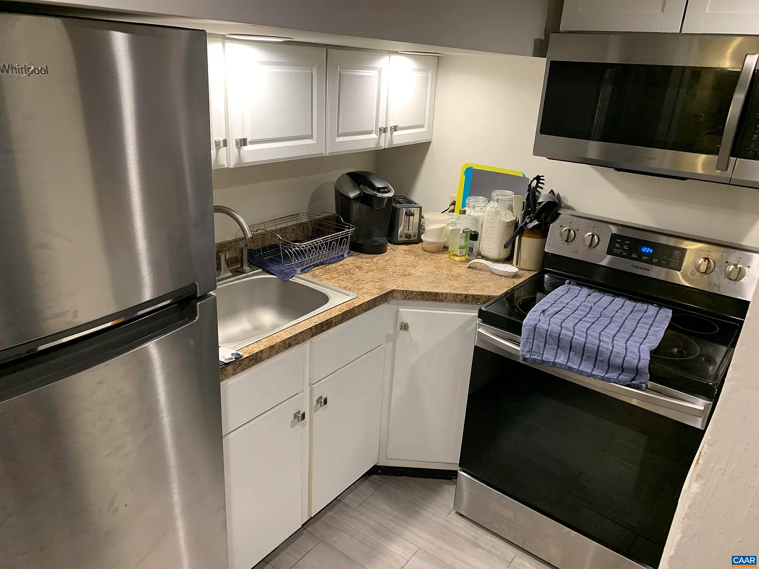 1 bed, 1.0 bath, 500 sqft, $1,300 — Photo 4