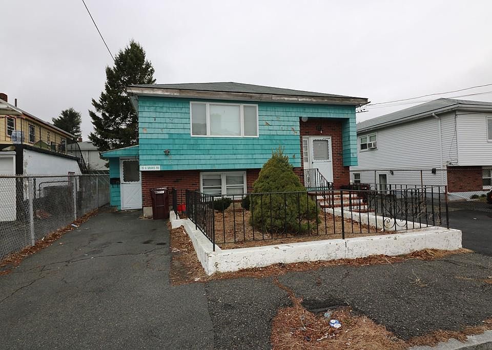 2nd image of 76 Graves Rd