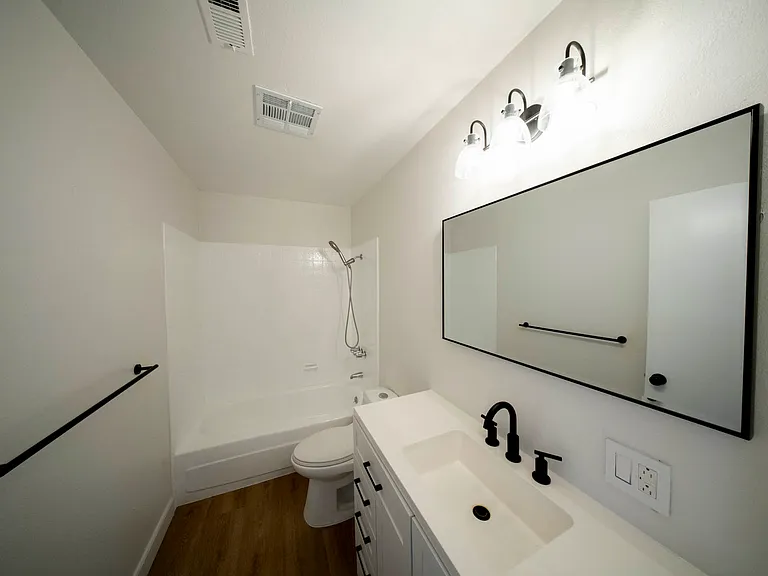 2022 Ascot Dr — Photo 30