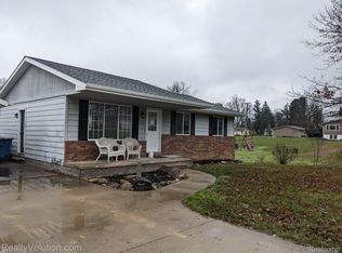 6219 Pine St, Mayville, MI 48744