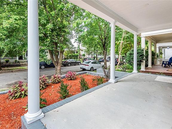 4th image of 3108 Parkwood Ave