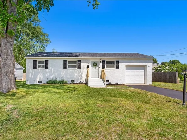 633 Nottingham Dr, Hampton, VA 23669