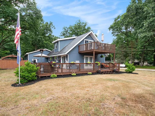 2430 140th Ave, Dorr, MI 49323