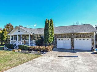 390 Cate Byrd Rd, Kodak, TN 37764