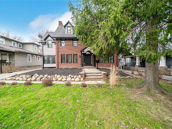 2nd image of 2124 Lamberton Rd