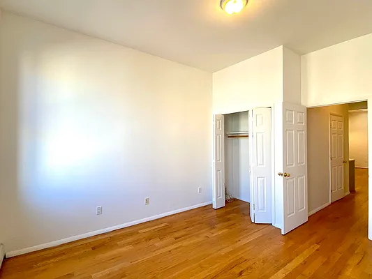 Rented by TheRealEstateCompany.com LLC | media 18