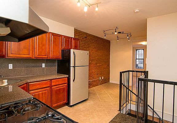 2nd image of 1345 Hancock St APT 1L