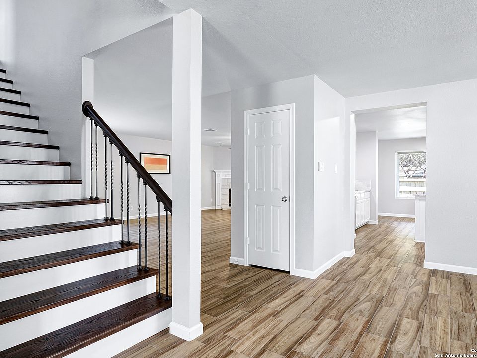 1st image of 11019 Rivera Cove