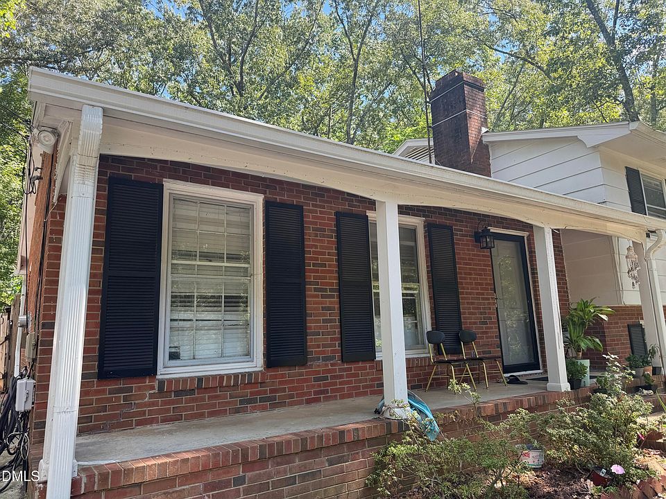 2nd image of 625 Tinkerbell Rd