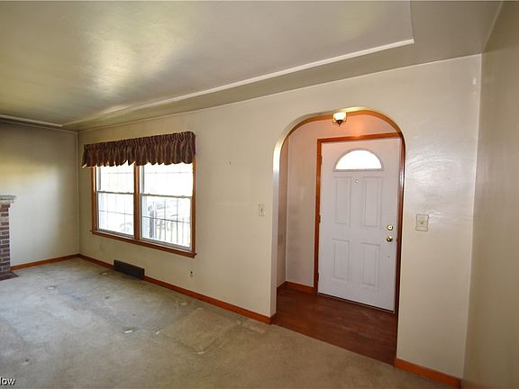 4th image of 842 Wilkinson Ave