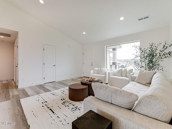4th image of 1615 Parkwood Ct Lot 326