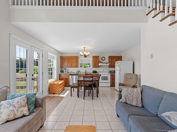 2nd image of 12 Driftwood Country Ln