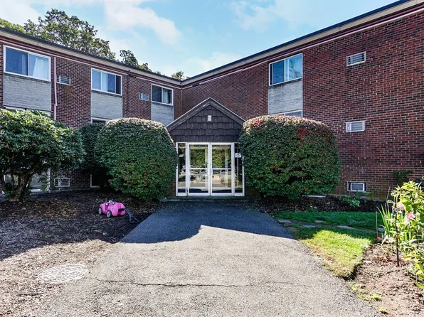 17 Weld St APT 7, Framingham, MA 01702