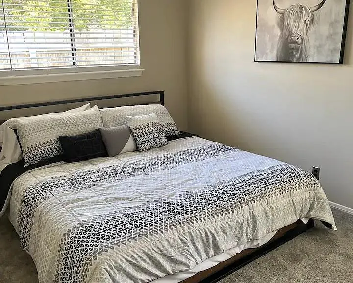 7009 Whispering Oaks Dr — Photo 10
