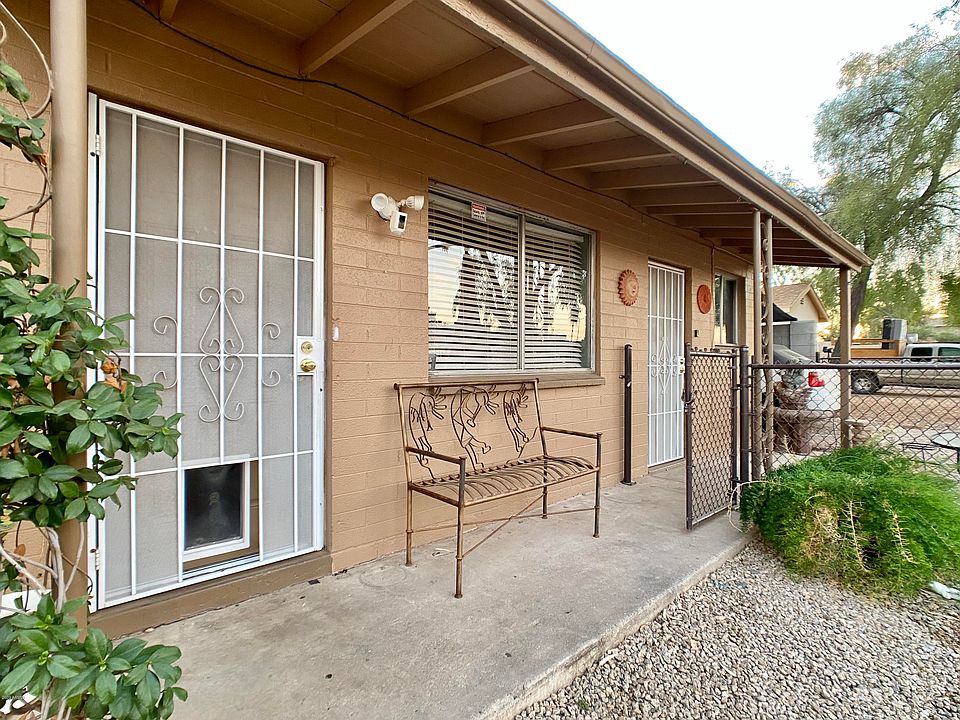 1st image of 2515 W Hayward Ave