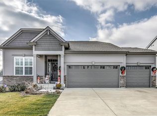 313 Old Forester Dr, Lake Saint Louis, MO 63367
