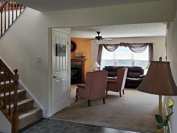 3rd image of 6001 Liberty View Ct