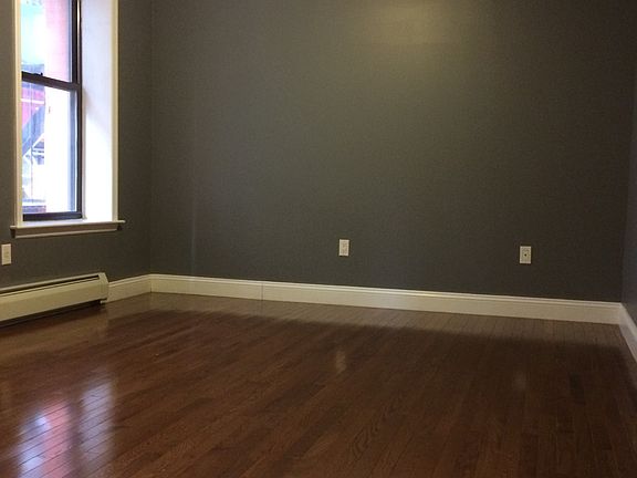 3rd image of 120 Cedar St APT 2C