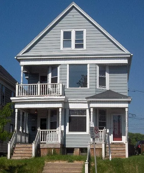 2617-2619 S Howell Ave — Photo 15