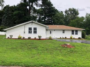 5 Bradford Rd, Framingham, MA 01701