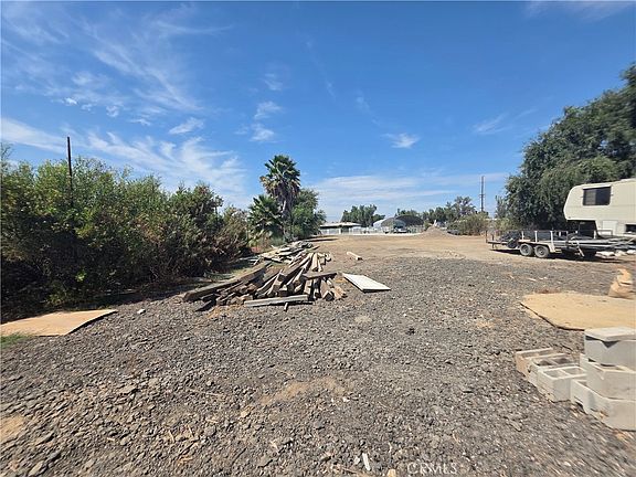 5th image of 21321 Cajalco Rd