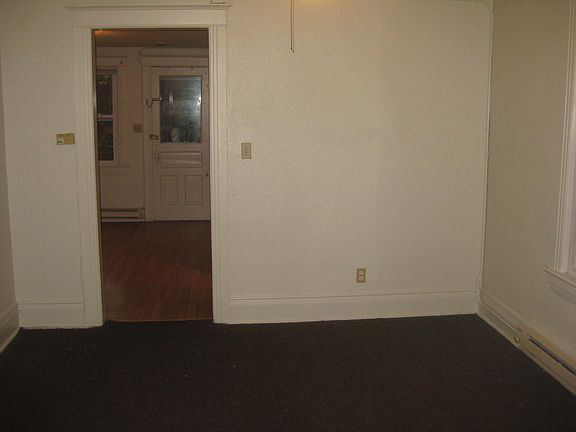 Sleeping/living area