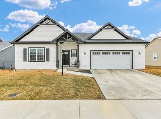 1507 Hillshire Dr, Urbana, IL 61802