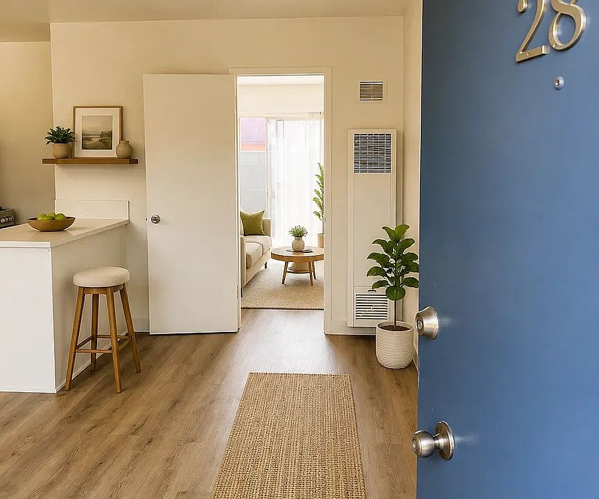1st image of 10341 Zelzah Ave #29