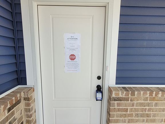 2nd image of 10306 Desert Ave
