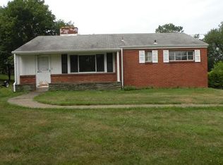 424 Center Church Rd, Canonsburg, PA 15317