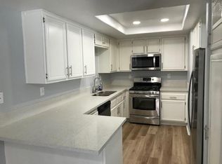 25150 Steinbeck Ave UNIT C, Newhall, CA 91381