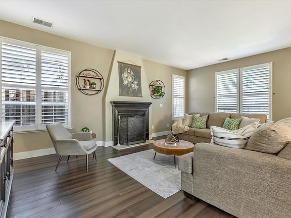 5th image of 771 Monte Carlo Dr