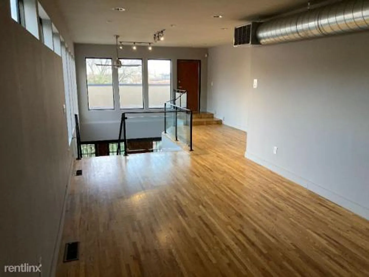1820 Washington Street — Photo 3