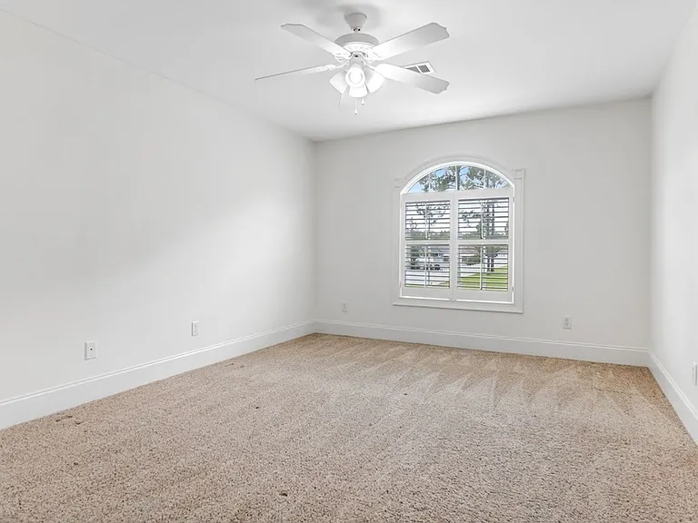 146 Hank Dr — Photo 18