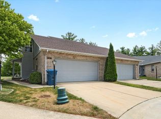 1005 Pheasant Cir, Savoy, IL 61874